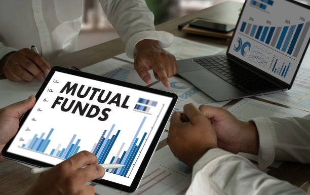 Active vs. Passive Mutual Funds: Which One Wins in 2026? mutual funds